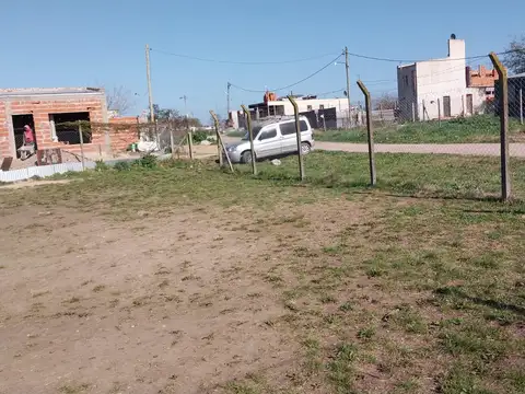 Terreno en venta - 486Mts2 - Melchor Romero, La Plata