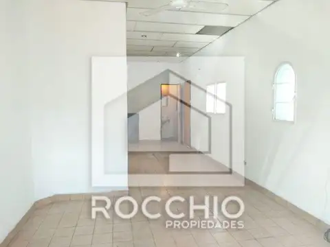 DIAGONAL SUAREZ 7121. Entre Av brigadier juan manuel de ro y Calcagno