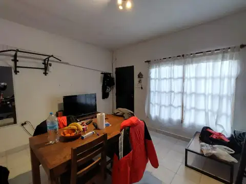 C. Treinta Y Tres Orientales 7424