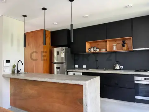 Depto Tipo Casa en Alquiler en City Bell, USD 1.400