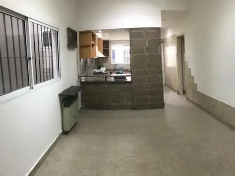 Casa en Venta en Sarandi, USD 228.000