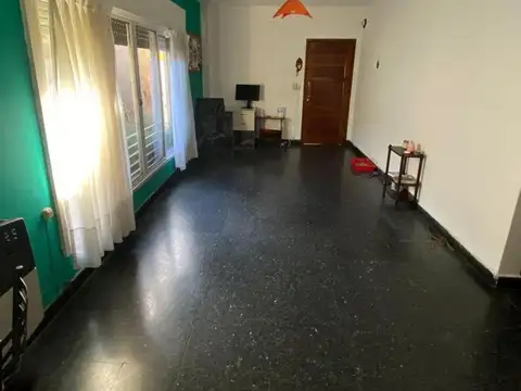 PH en venta - 2 Dormitorios 1 Baño - Morón