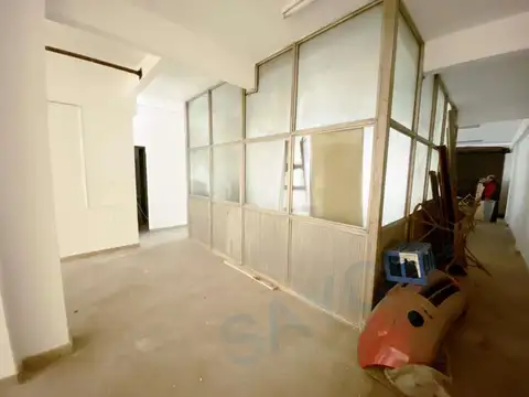 Local en Venta 40 años