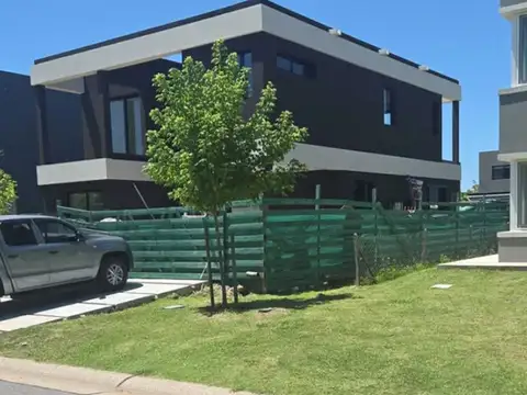 Casa en Venta en Puertos - Araucarias, USD 359.900