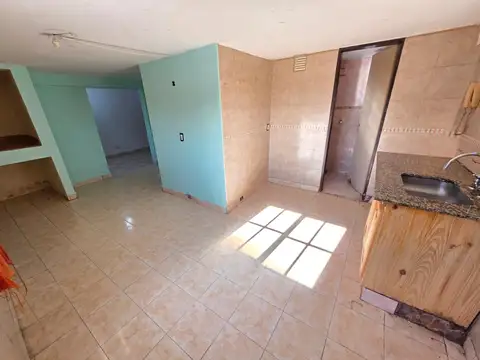 Depto Tipo Casa 3 ambientes con 1 baño