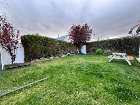 Casa 3 ambientes con 1 baño