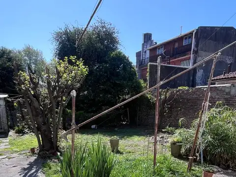 MUY BUENA ZONA, CERCA DE TODO, LOTE DE 260 M2