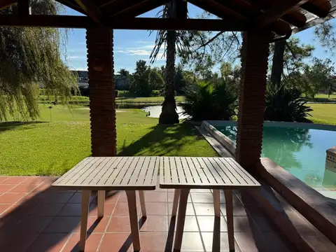 Casa en Nautico Escobar