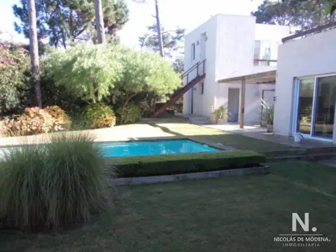 Casa en Alquiler Temporal de 5 dormitorios