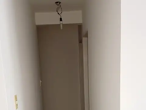 P Giorello 1700, Piso 1