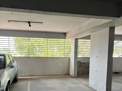 Cochera 2do piso - Pellegrini 3400 - Echesortu Rosario | Venta