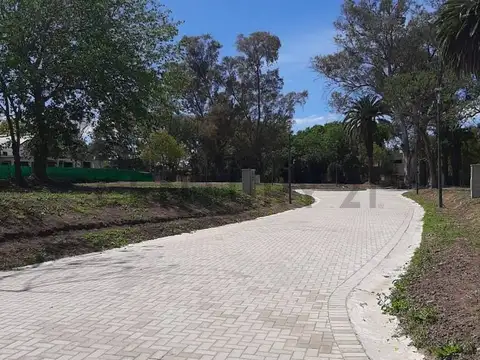 Terreno en Venta en Villa Elisa, USD 60.000