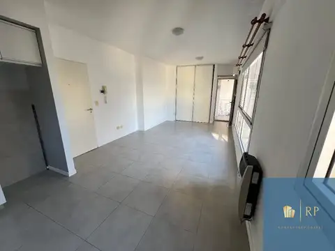 Av. Tte. Gral. Donato 700