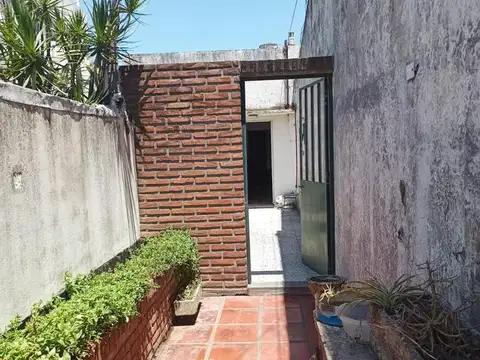 Depto Tipo Casa 3 ambientes con 1 baño