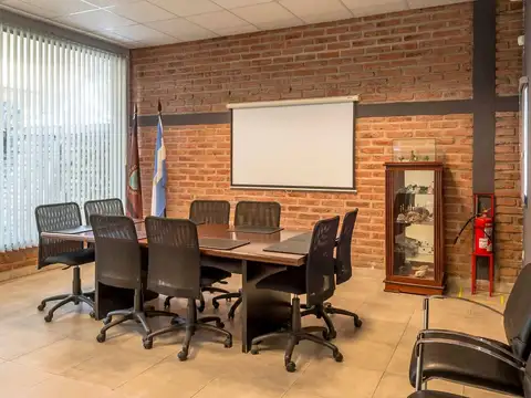 Oficina en Alquiler en Zona Sur, USD 8.000