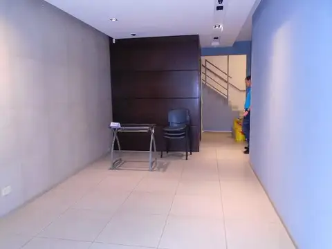 Oficina en Alquiler al Noreste