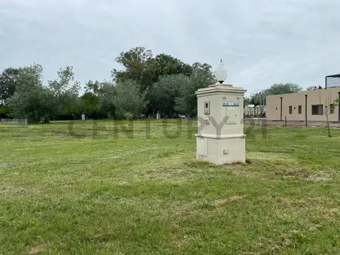 Terreno en Venta 20  mts Frente