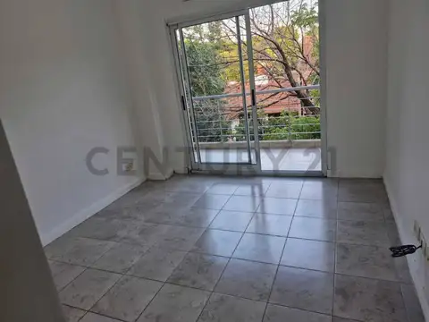 Belgrano 100, Piso 0