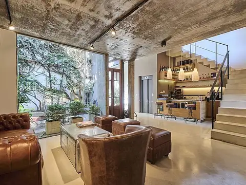 Casa 5 ambientes Tipo Loft Luminosa Reciclada Patio jardín Impecable en Palermo Soho