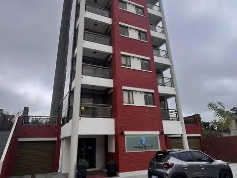 Departamento en venta c/ cochera en Zona Centro