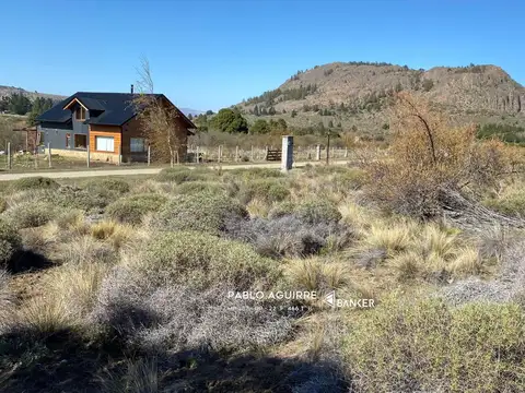 Barrancas De Dina Huapi