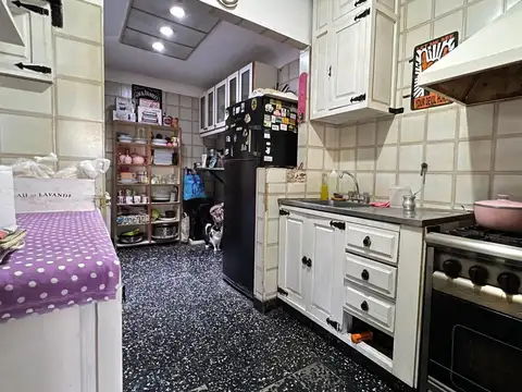 Casa 7 ambientes con 3 baños