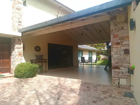 Casa en Venta en Lujan De Cuyo, USD 335.000