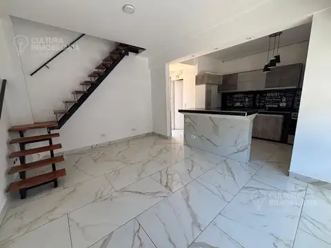 Depto Tipo Casa en Alquiler en Ramos Mejia Sur, $ 1.200.000