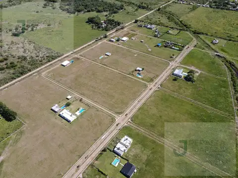 Terreno en Venta 15  mts Fondo