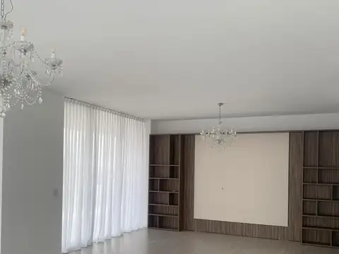 Departamento 4 ambientes con 3 baños