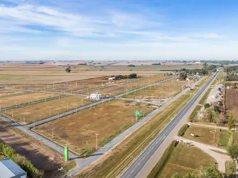 EcoVida, Villa Amelia (RP 18, km 13) - Avenida principal - Apto comercial