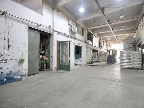 Venta Nave Industrial Galpón Comercial Avellaneda