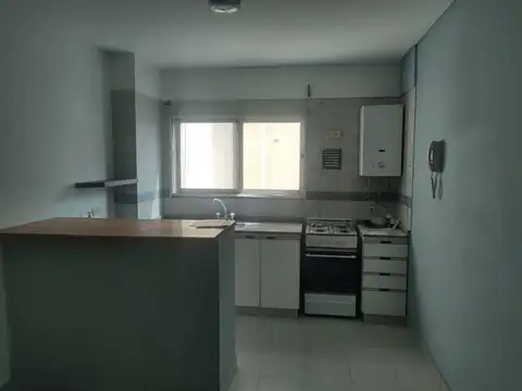 Departamento en Alquiler en Flores, $ 450.000