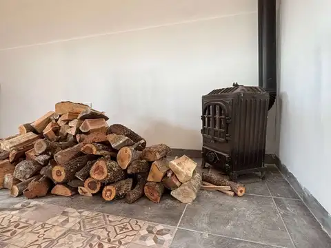 Venta Casa tres ambientes en Chacras de Villars