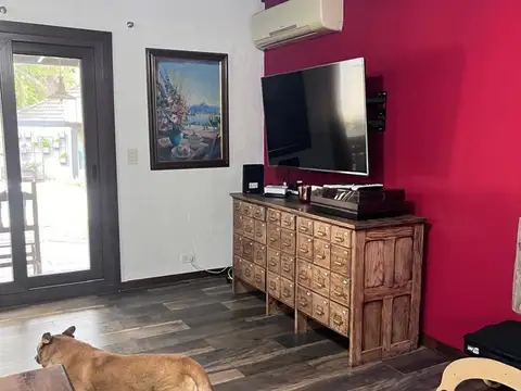 Casa 6 ambientes con 4 baños