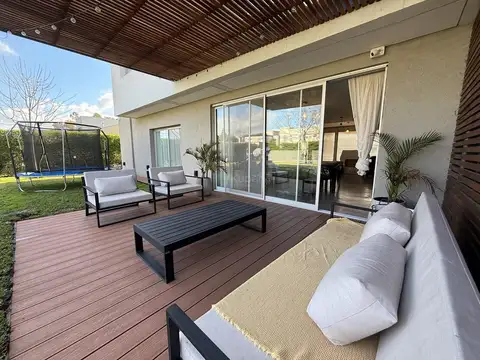 Casa en Venta de 5 dormitorios