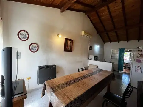 VENTA CASA 2 DORM CON GRAN TERRENO EN BARRIO ITEC