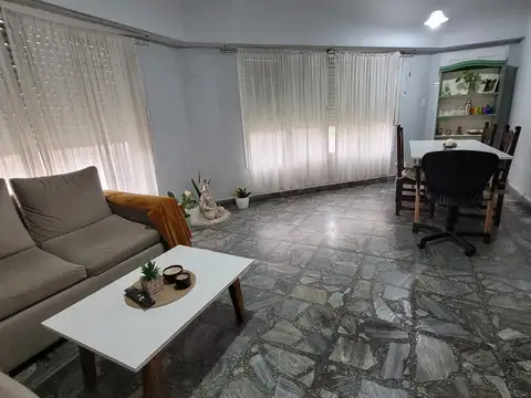 Casa en Venta en Moron, USD 90.000