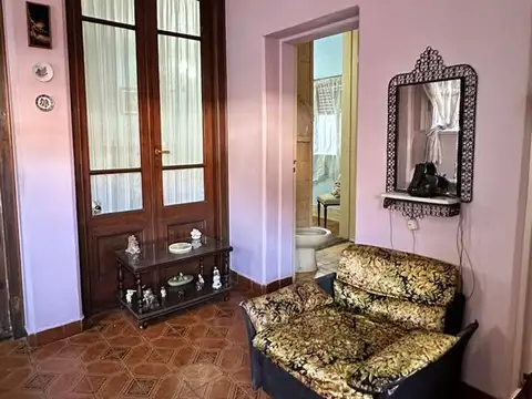 PH SIN EXPENSAS - TERRAZA PROPIA - COCHABAMBA Y AV ENTRE RIOS - PRIMER PISO POR ESCALERA