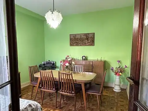 Depto Tipo Casa en Venta de 4 dormitorios