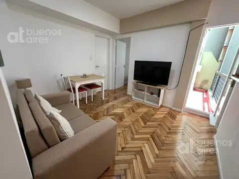 Departamento 2 ambientes con balcón en San Telmo en alquiler temporario