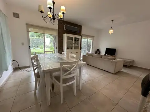 Casa en Venta al Oeste