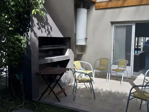 Depto Tipo Casa en Venta de 2 dormitorios