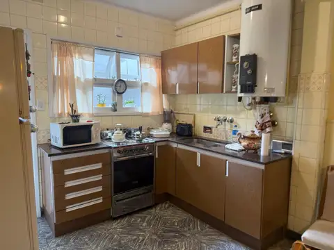 Depto Tipo Casa en Venta con 1 cocheras