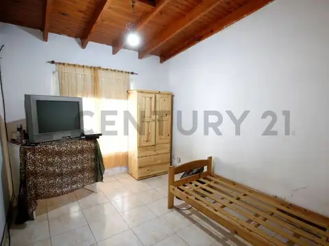 40 entre 137 y 138 , Piso 0