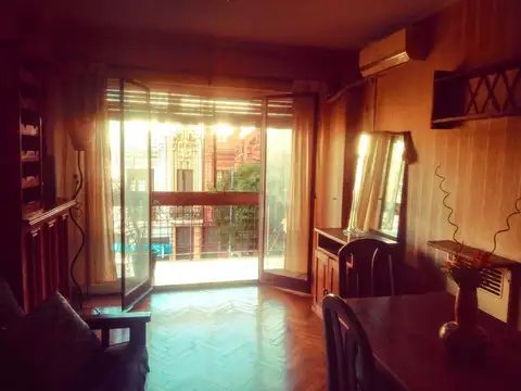 Departamento 3 amb. al frente balcon corrido, luminoso  Balvanera