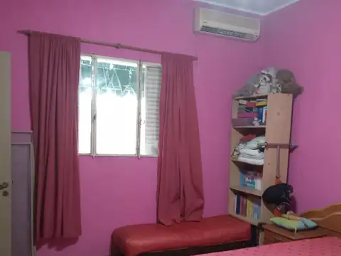 Vicente López - Excel. ubicación a 1 cuadra de Av. Maipú - PH 4 amb!