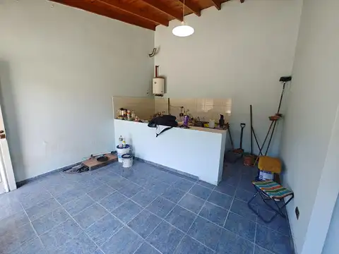 Casa 2 ambientes con 1 baño