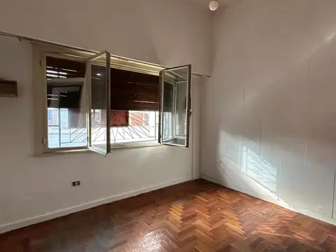 Depto Tipo Casa en Alquiler de 2 dormitorios