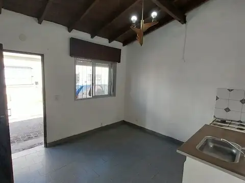 Depto Tipo Casa en Venta de 2 ambientes